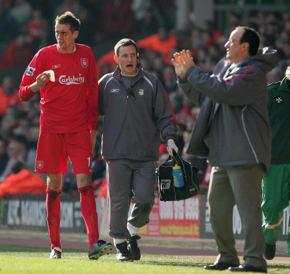 斯图里奇：蓝军阵容太年轻了，他们需要有“老大哥”稳住局面