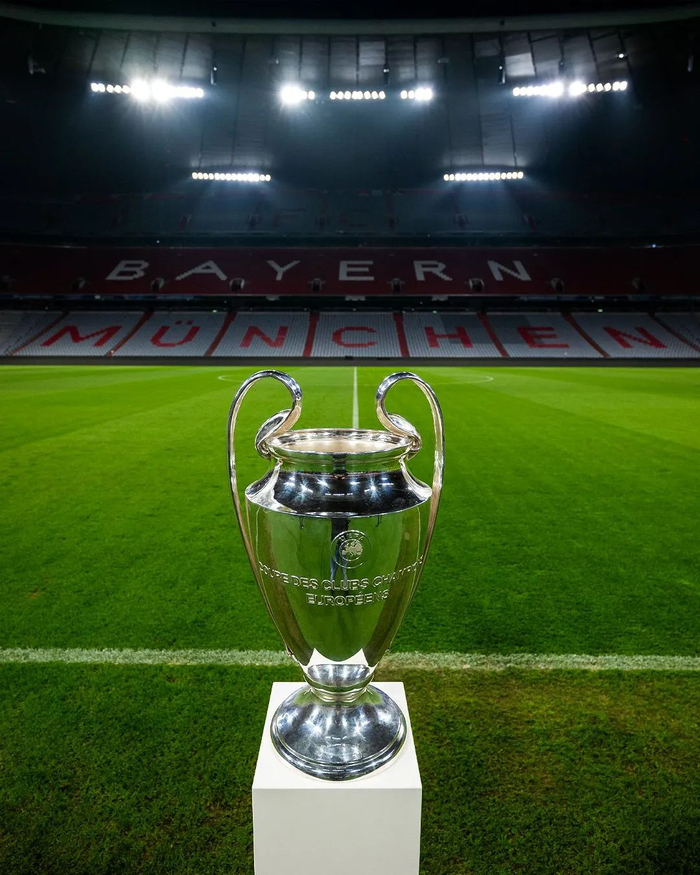 每体：由于拉什福德未来不确定，巴萨关注努萨、福法纳和马拉