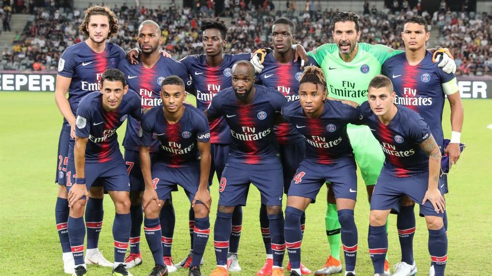 申花官方庆生海报出现低级翻译错误，将32nd写成32th