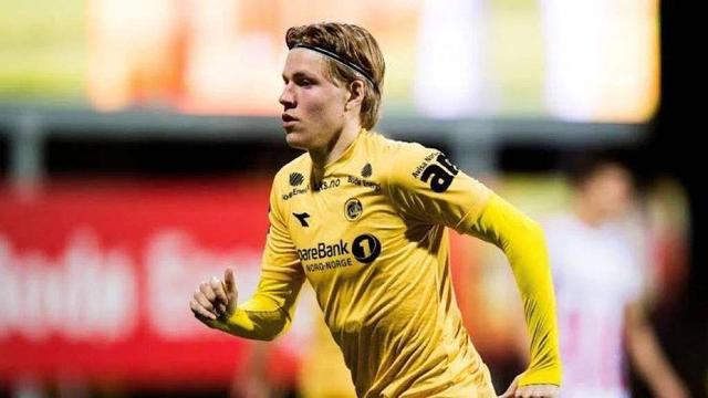 AR扑克桌2025年销量增长120%