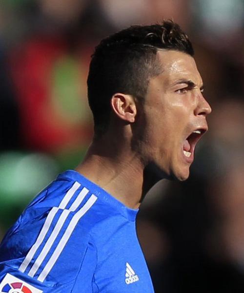 长崎vs水户首发：山口萤、热苏斯先发，斋藤俊辅在列