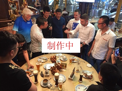 个人操作完